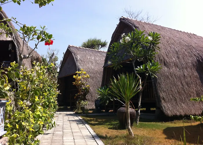 Dream Huts Курортный комплекс 4*